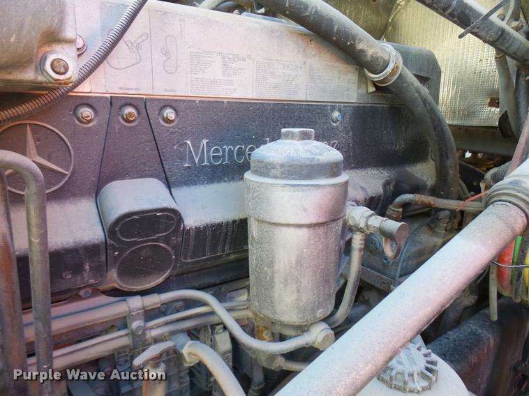 image for item DB2405 2005 Freightliner Century Class ST120 semi truck