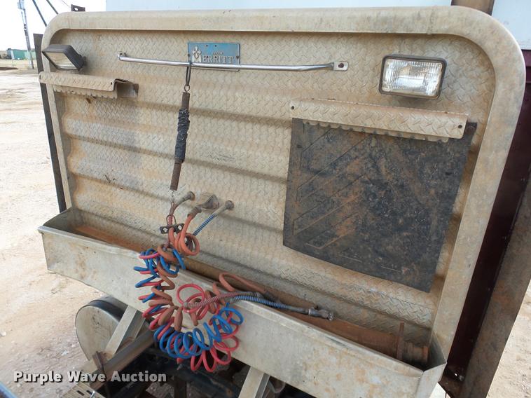 image for item DB4636 1996 International 9400 semi truck