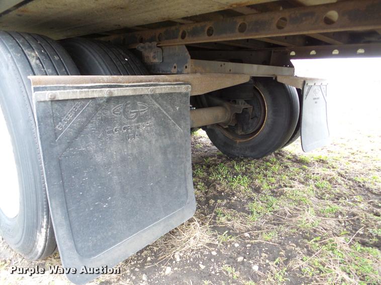 image for item DB5471 2011 Great Dane refrigerated van trailer