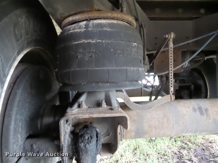 image for item DB5471 2011 Great Dane refrigerated van trailer