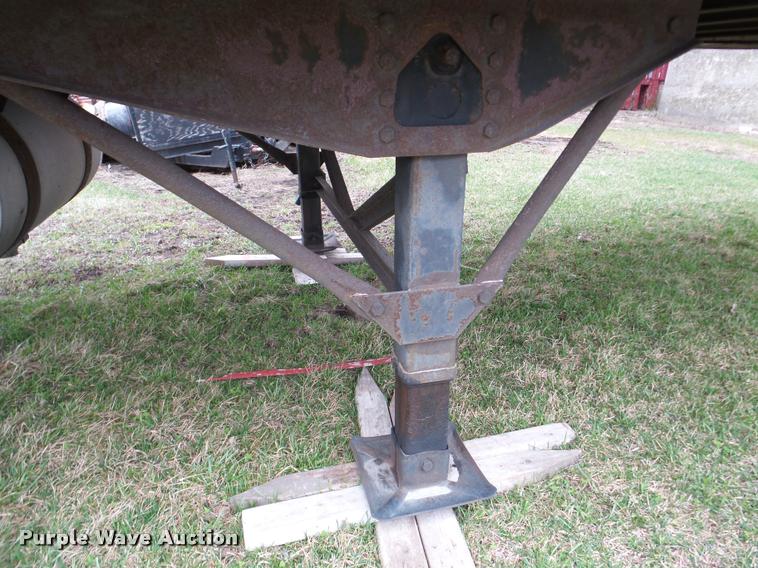 image for item DB5471 2011 Great Dane refrigerated van trailer