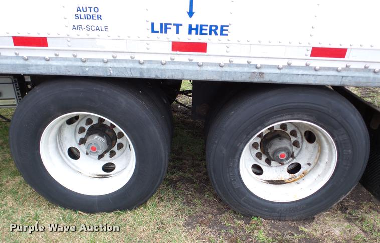 image for item DB5471 2011 Great Dane refrigerated van trailer