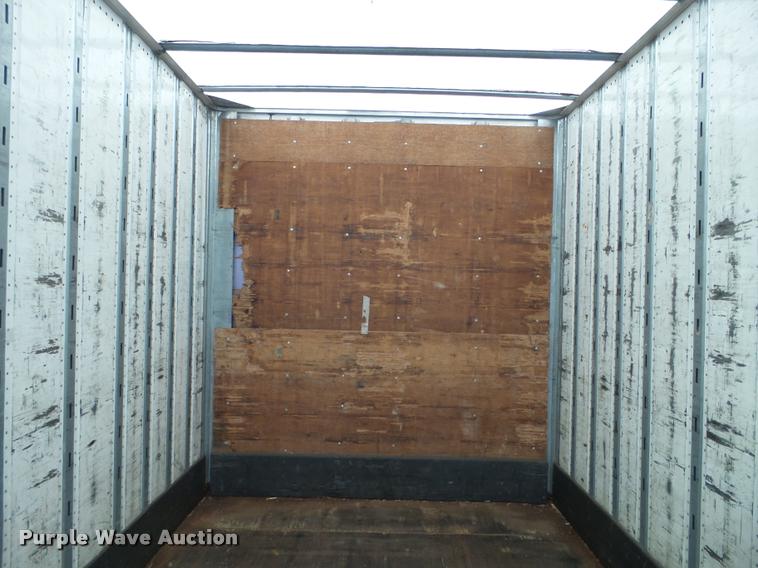 image for item DB5472 2005 Utility Trailers dry van trailer