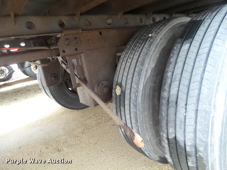 image for item DB5473 1999 Utility Trailers dry van trailer