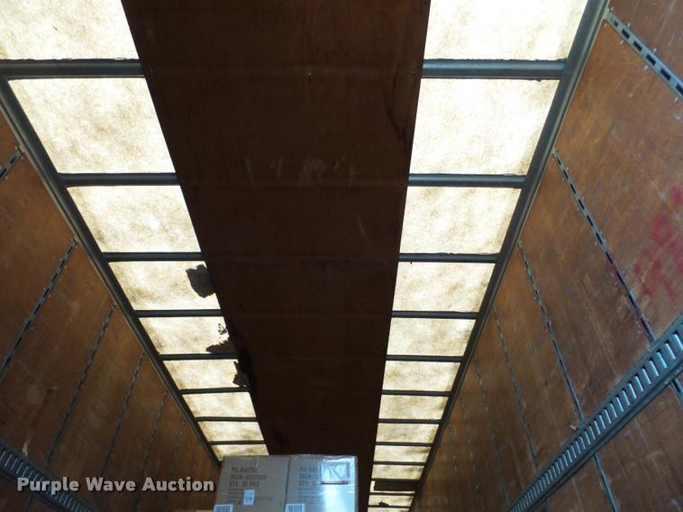 image for item DB5474 1999 Utility Trailers dry van trailer