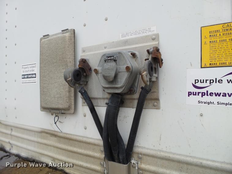 image for item DB5476 1999 Utility Trailers dry van trailer