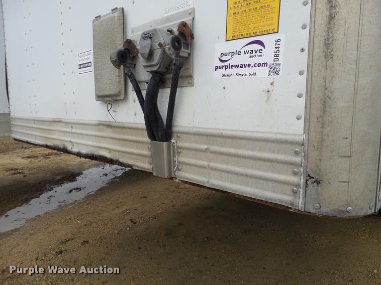 image for item DB5476 1999 Utility Trailers dry van trailer