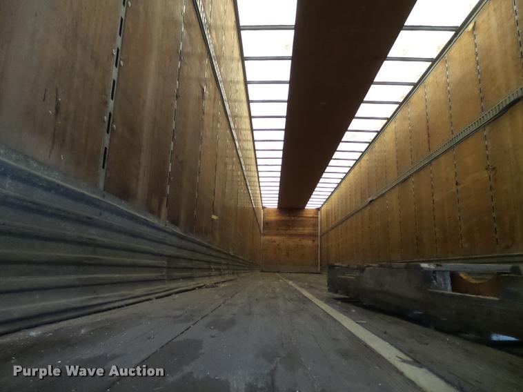 image for item DB5476 1999 Utility Trailers dry van trailer