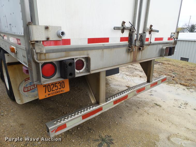 image for item DB5477 1999 Utility Trailers dry van trailer