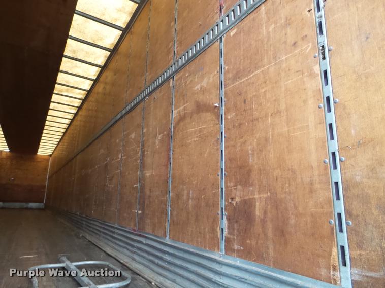 image for item DB5477 1999 Utility Trailers dry van trailer