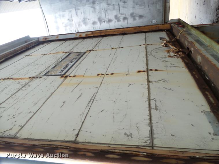 image for item DB5478 1994 Fruehauf dry van trailer