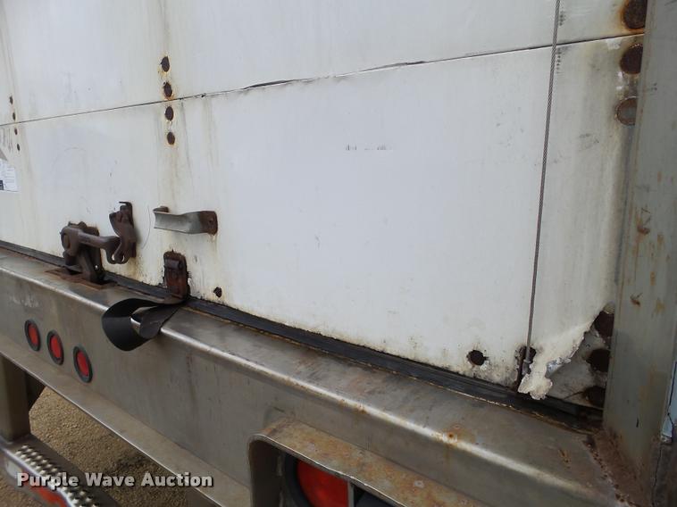 image for item DB5479 1999 Utility Trailers dry van trailer