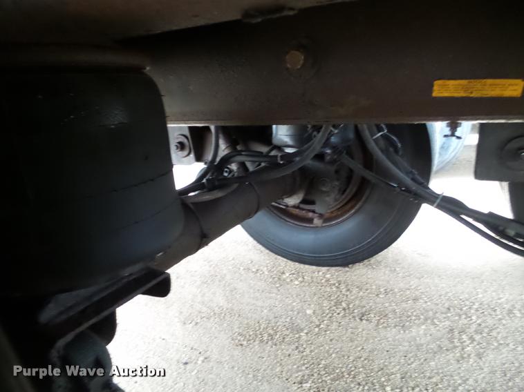 image for item DB5479 1999 Utility Trailers dry van trailer