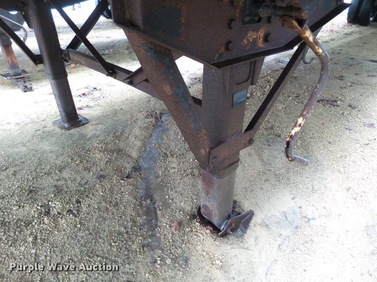 image for item DB5480 1999 Wabash dry van trailer