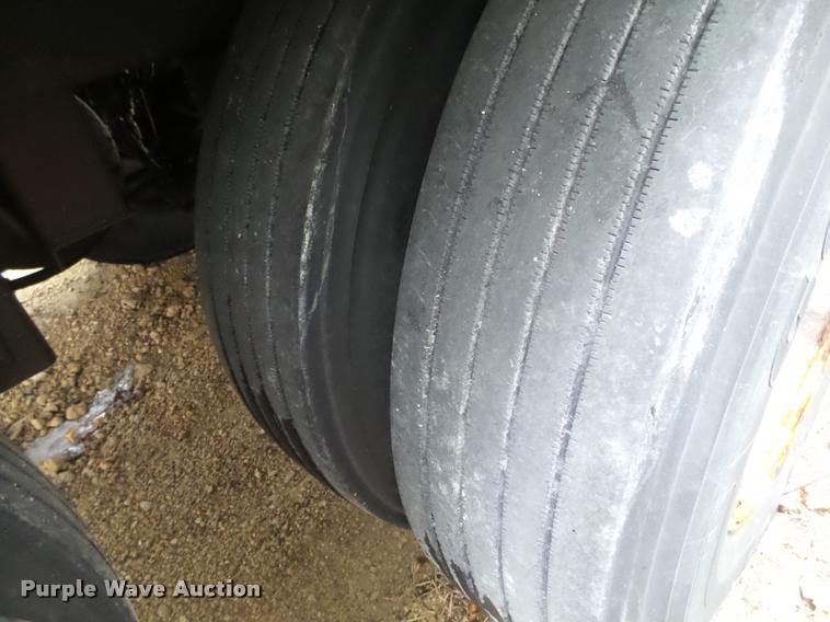 image for item DB5480 1999 Wabash dry van trailer