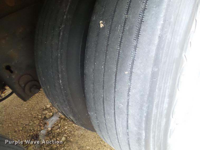 image for item DB5480 1999 Wabash dry van trailer