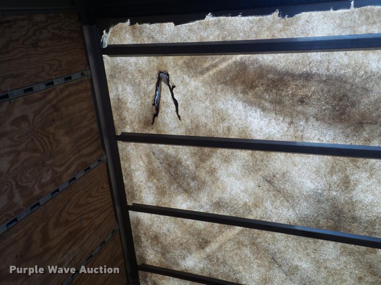 image for item DB5481 1999 Fruehauf dry van trailer