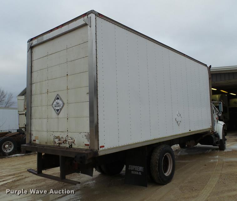 image for item DB5483 1995 International 4700 box truck