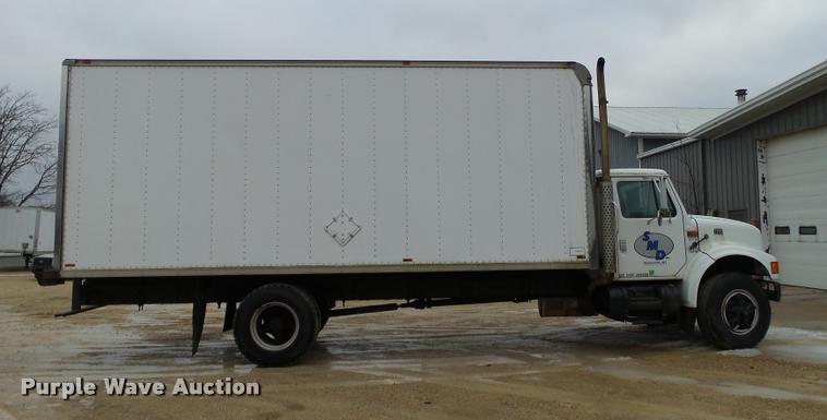 image for item DB5483 1995 International 4700 box truck