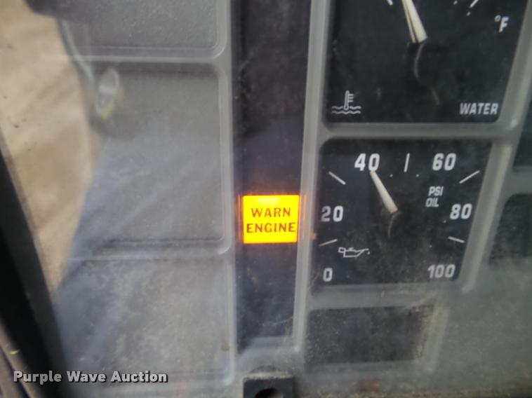 image for item DB5483 1995 International 4700 box truck