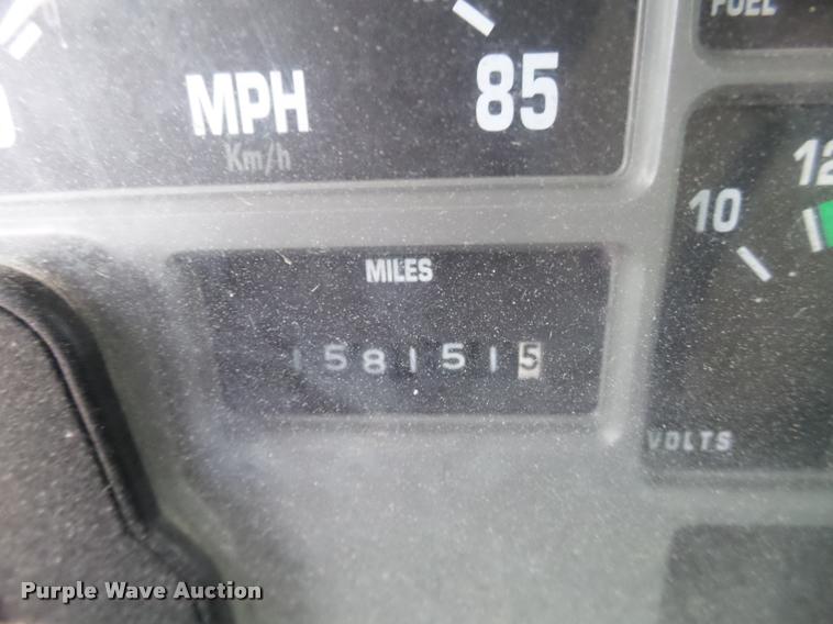 image for item DB5483 1995 International 4700 box truck