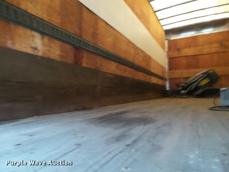 image for item DB5483 1995 International 4700 box truck