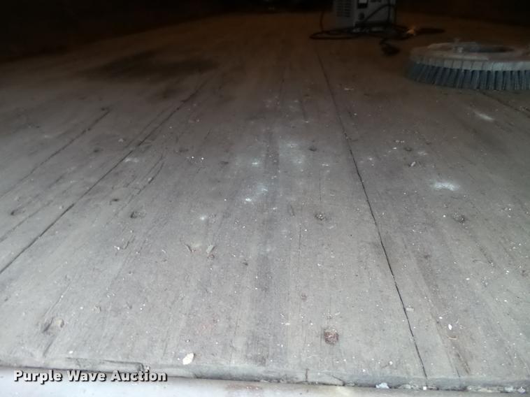 image for item DB5483 1995 International 4700 box truck