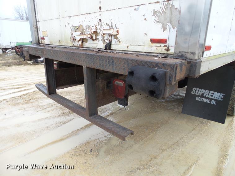 image for item DB5483 1995 International 4700 box truck