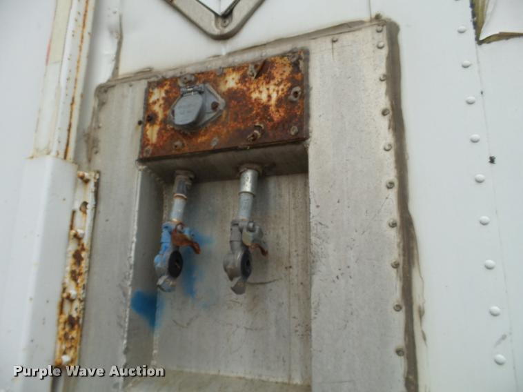 image for item DB5484 1983 Strick  dry van trailer