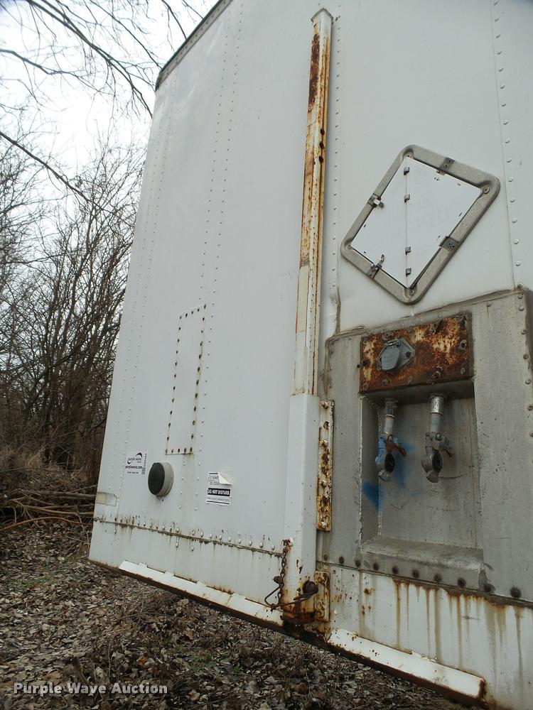 image for item DB5484 1983 Strick  dry van trailer