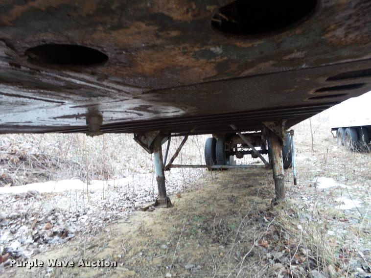 image for item DB5484 1983 Strick  dry van trailer