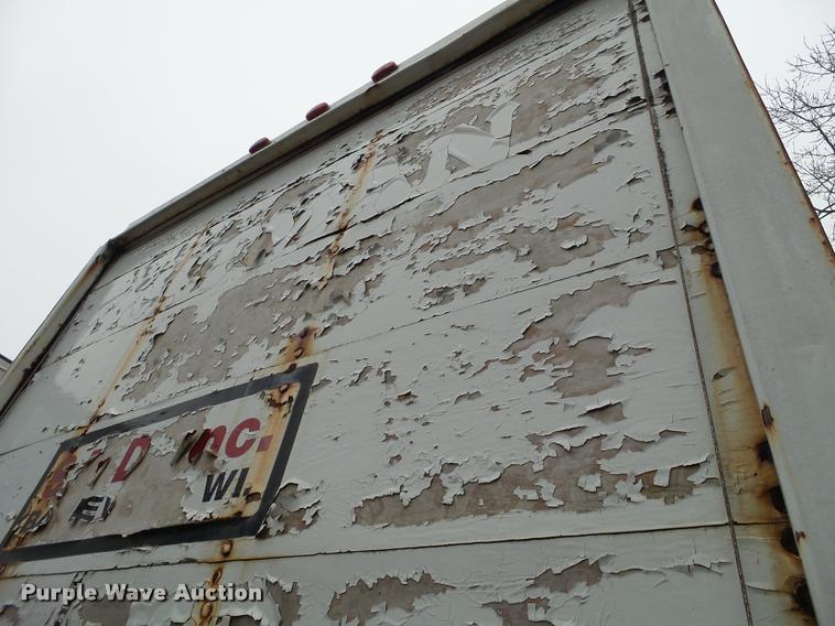 image for item DB5484 1983 Strick  dry van trailer