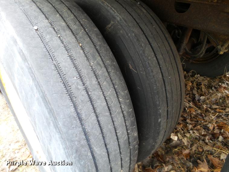 image for item DB5485 2000 Wabash dry van trailer