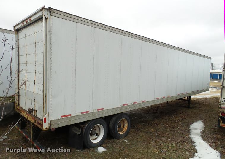 image for item DB5486 1997 Fruehauf dry van trailer