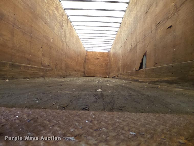 image for item DB5487 1995 Stoughton dry van trailer