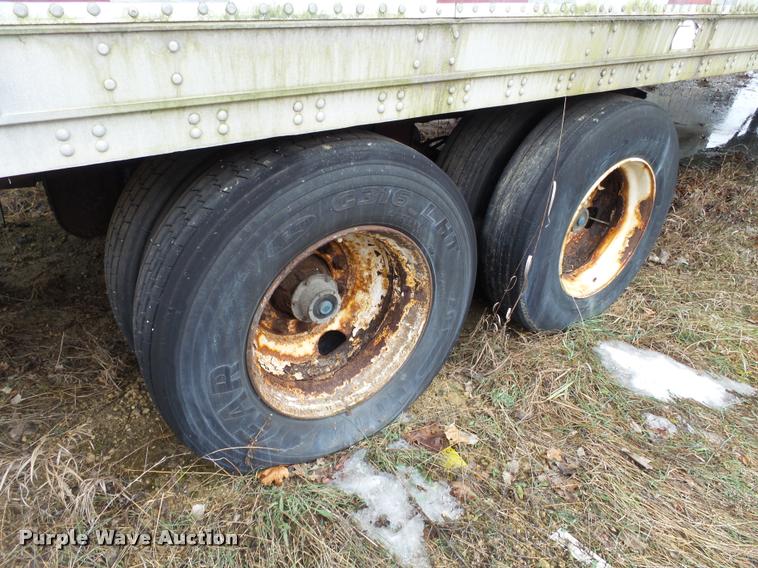 image for item DB5487 1995 Stoughton dry van trailer