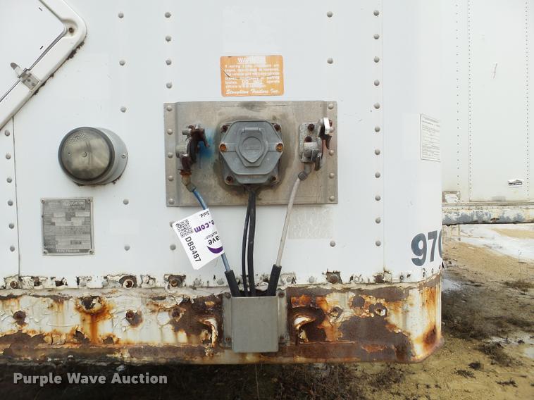 image for item DB5487 1995 Stoughton dry van trailer