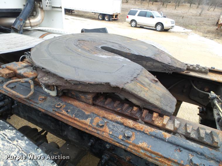 image for item DB5490 1997 Ford AT9513 Aeromax 113 semi truck