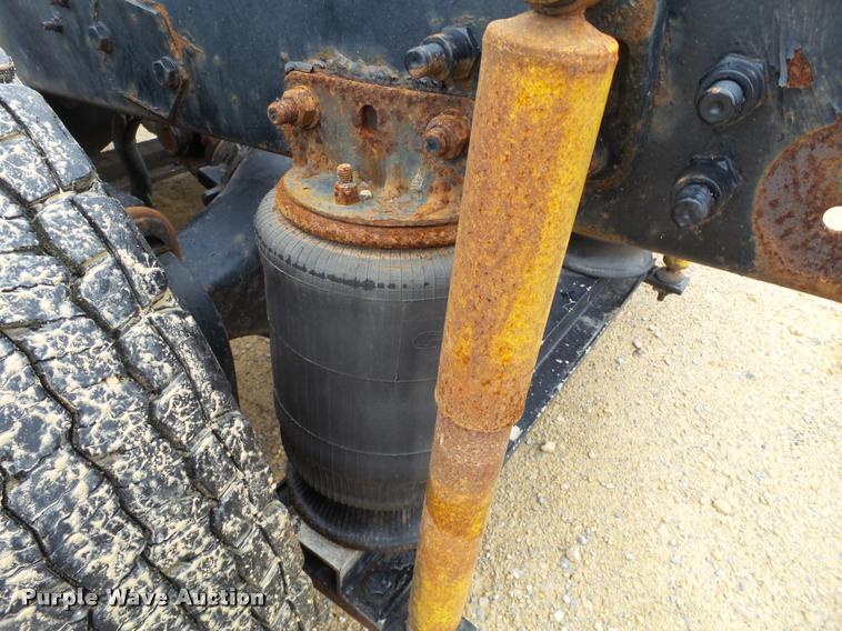 image for item DB5490 1997 Ford AT9513 Aeromax 113 semi truck