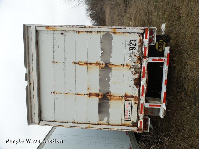 image for item DB5491 1993 Fruehauf dry van trailer