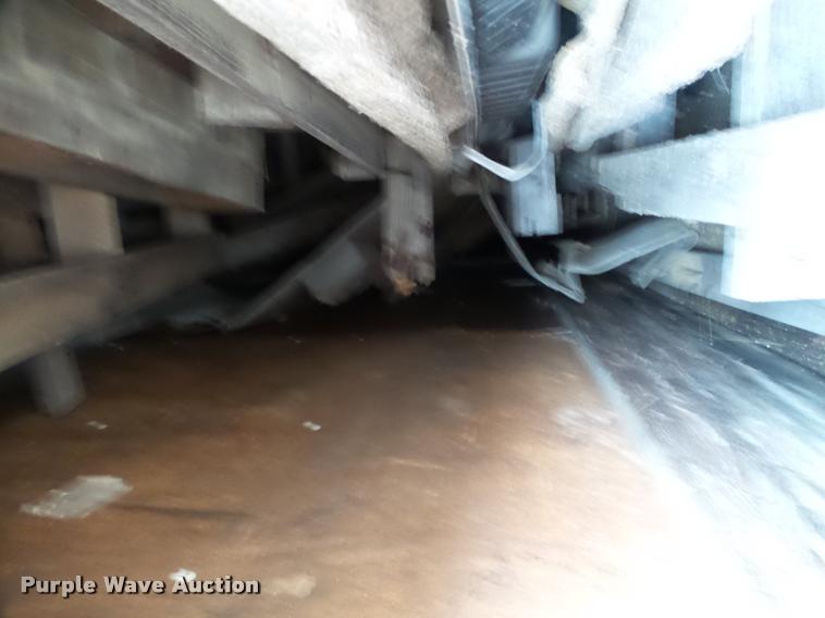 image for item DB5492 1995 Stoughton dry van trailer