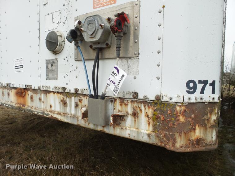 image for item DB5492 1995 Stoughton dry van trailer
