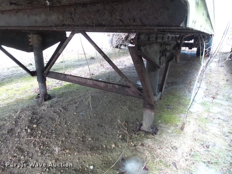 image for item DB5492 1995 Stoughton dry van trailer