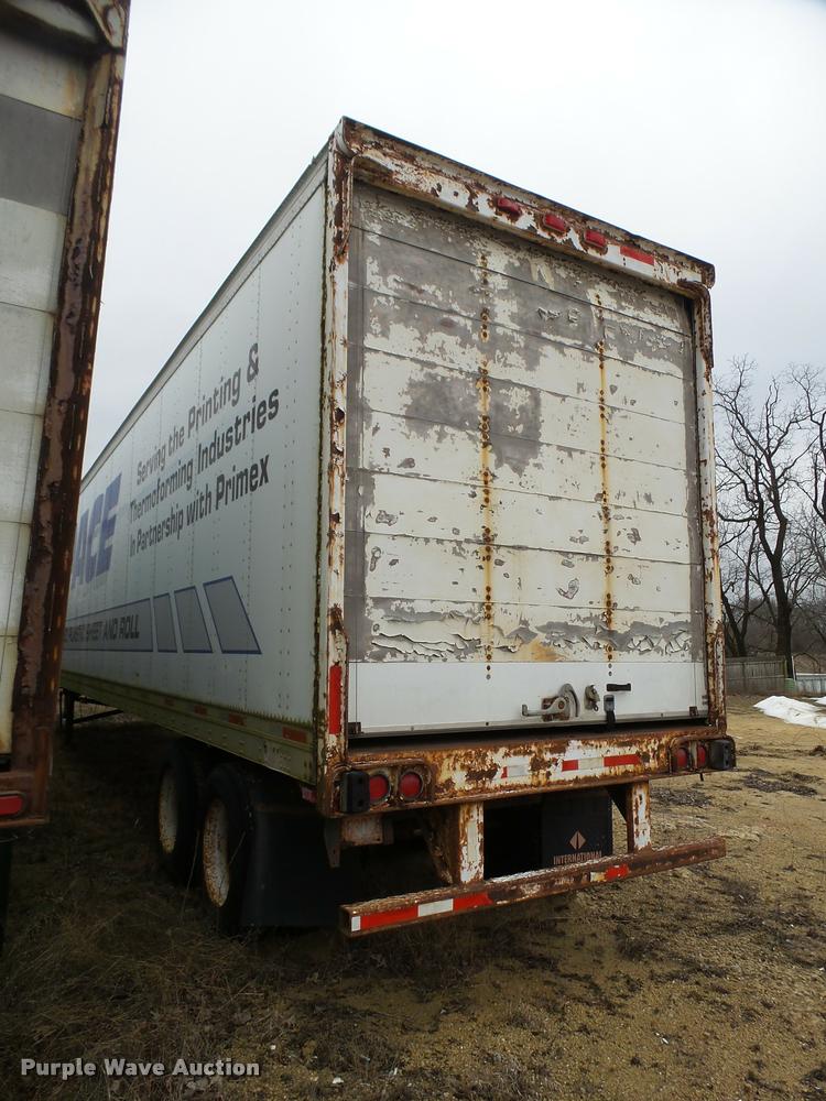 image for item DB5493 1996 Utility Trailers dry van trailer