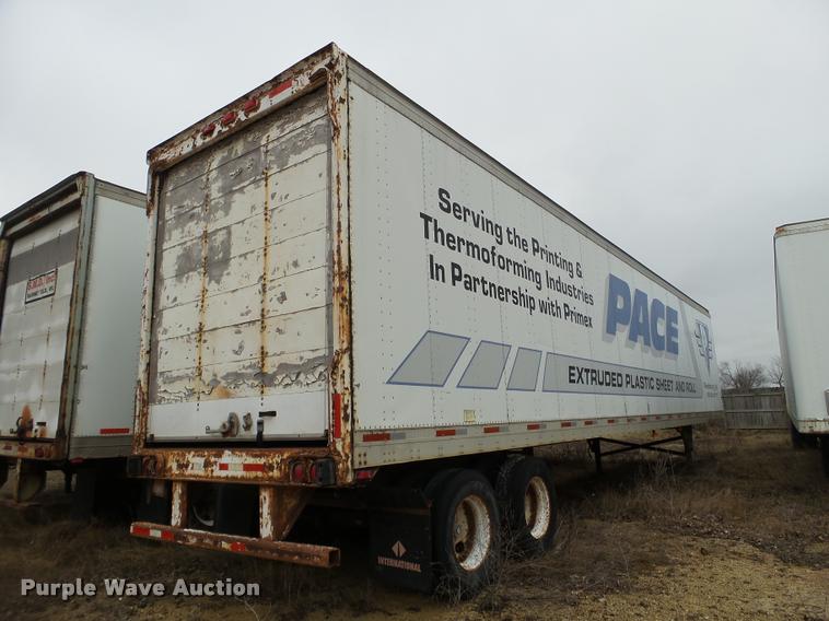 image for item DB5493 1996 Utility Trailers dry van trailer