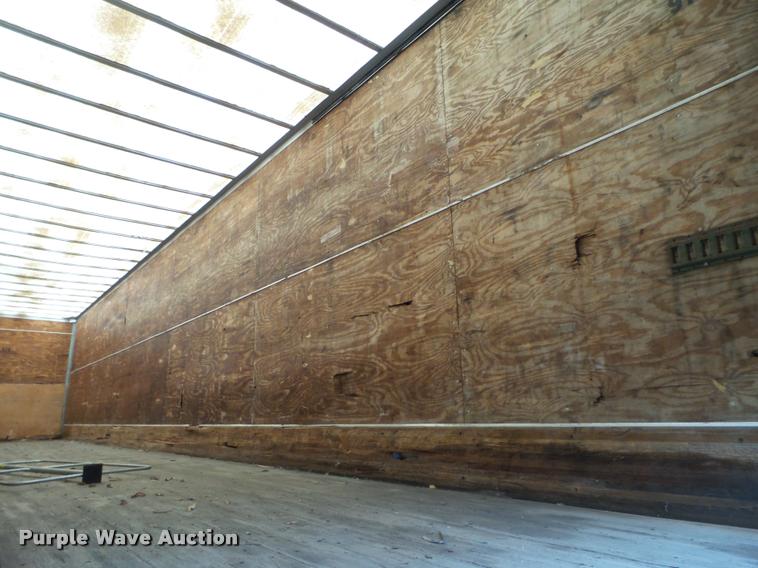 image for item DB5495 1997 Fruehauf dry van trailer