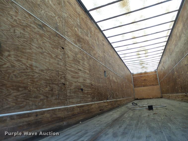 image for item DB5495 1997 Fruehauf dry van trailer