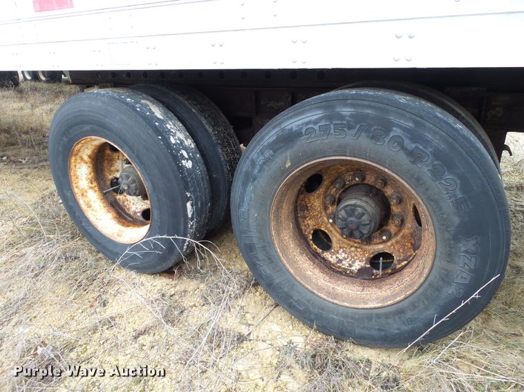 image for item DB5495 1997 Fruehauf dry van trailer