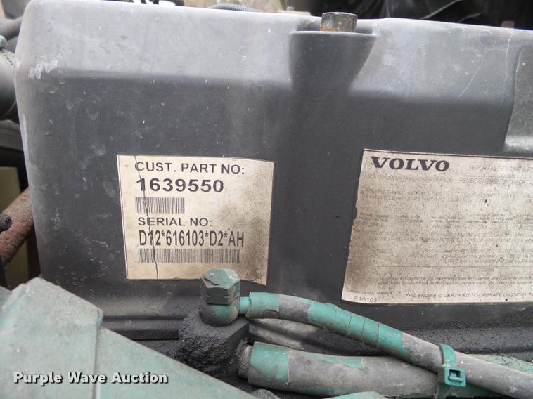 image for item DB5499 2008 Volvo VNL semi truck