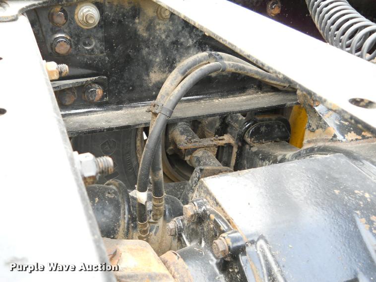 image for item F1572 2009 Freightliner Cascadia semi truck